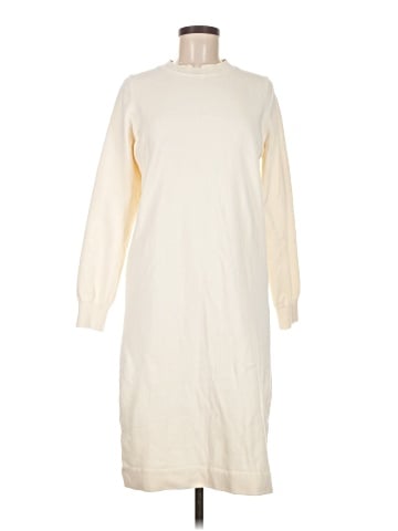 boa. Casual Dress (view 1)