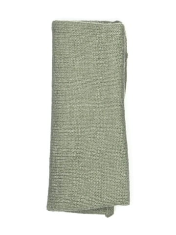 Universal Thread Scarf (view 2)