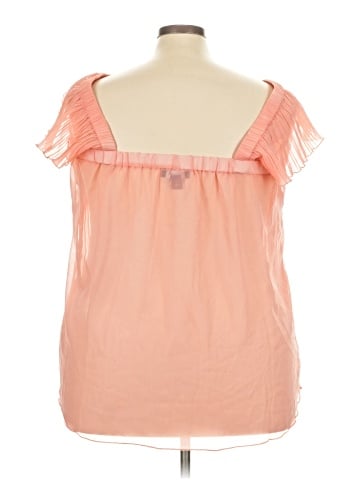 Rouge Sleeveless Blouse (view 2)