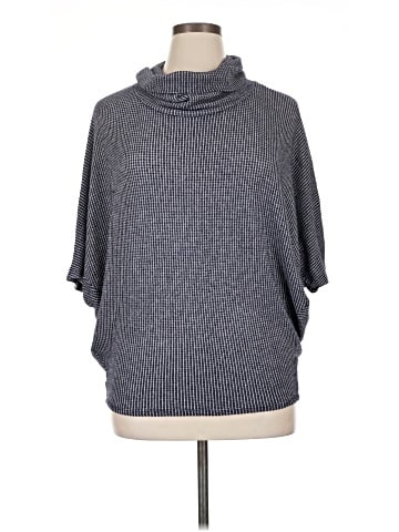 Korye Poncho (view 1)