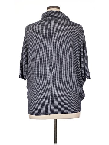 Korye Poncho (view 2)