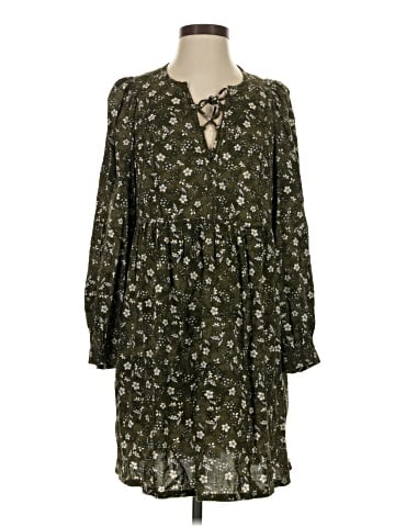 Old Navy Casual Dress (view 1)
