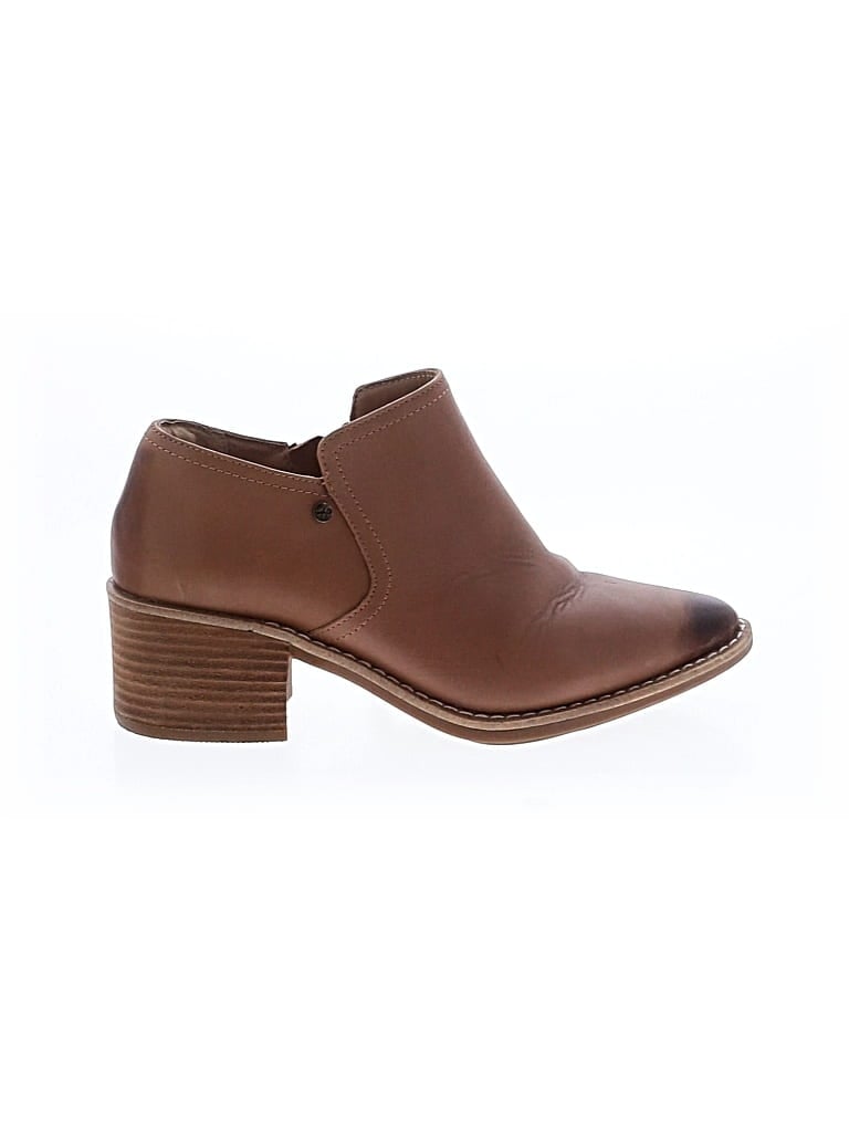 Pre-owned Hush Puppies Ankle Boots In Brown