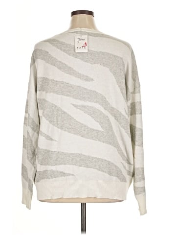 Fate Pullover Sweater (view 2)