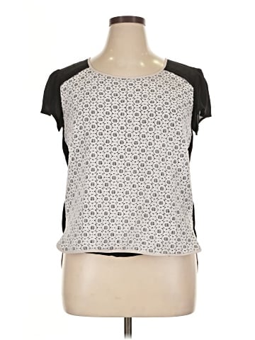 Lauren Conrad Short Sleeve Top (view 1)