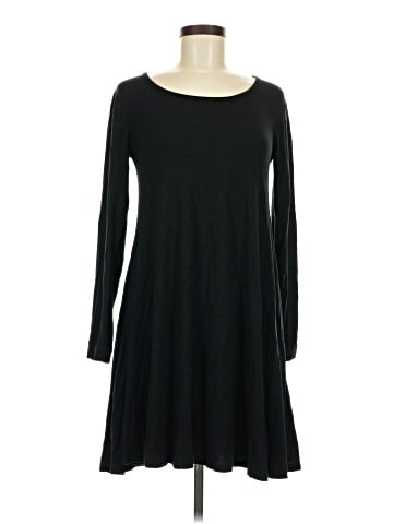 The Royal Standard Casual Dress (view 1)