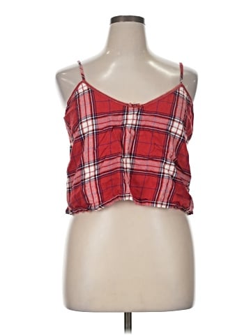 colsie Sleeveless Top (view 1)