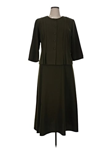 Danny & Nicole Casual Dress (view 1)