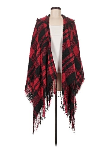 Simply Noelle Poncho (view 1)