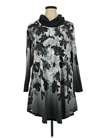 Lily by Firmiana Casual Dress (view 1)
