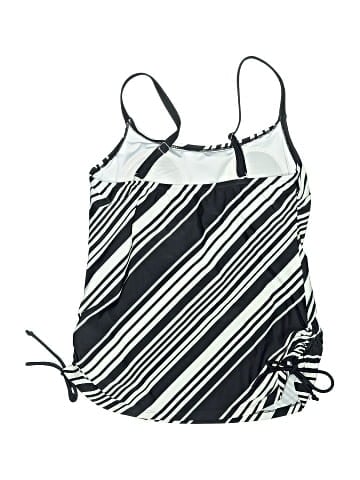 Beach Diva Swimsuit Top (view 2)