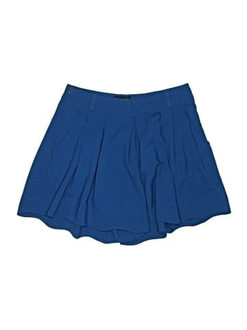 Miss Daisy Shorts (view 1)