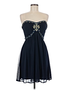 Cachet Women's Dresses On Sale Up To 90% Off Retail | ThredUp