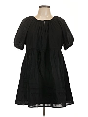 Old Navy Casual Dress (view 1)