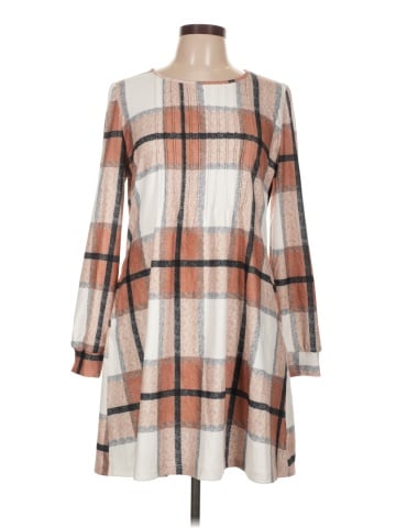 Ofeefan Casual Dress (view 1)