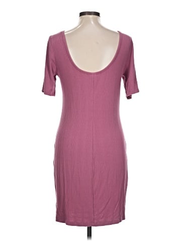 Old Navy Casual Dress (view 2)