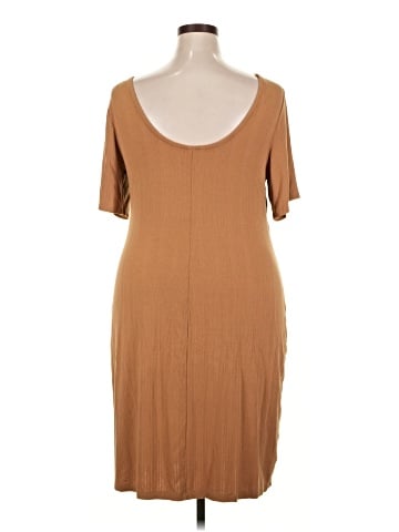 Old Navy Casual Dress (view 2)