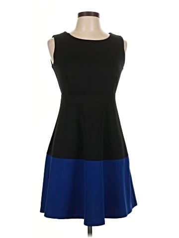 Valerie Bertinelli Casual Dress (view 1)