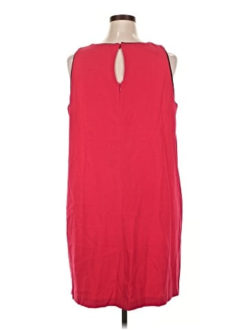 Julia Jordan Casual Dress (view 2)