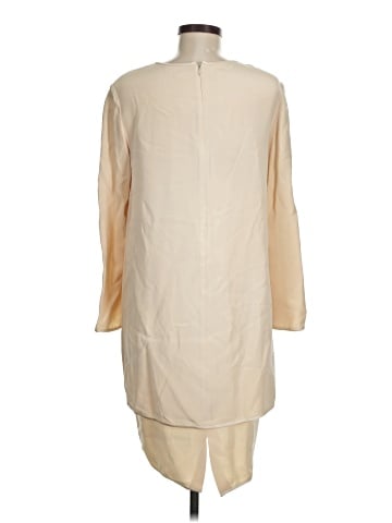 Saks Fifth Avenue Casual Dress (view 2)