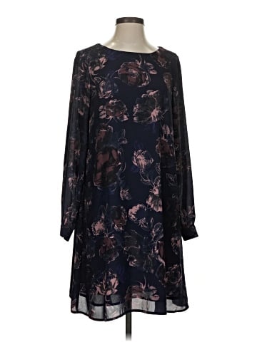 Lila Rose Casual Dress (view 1)