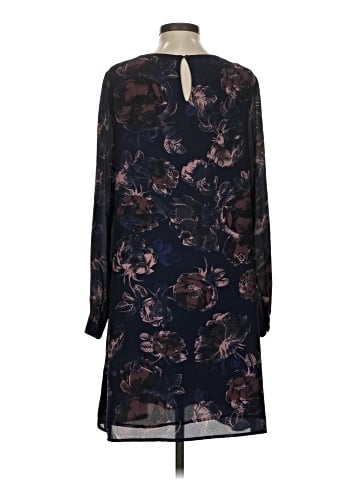 Lila Rose Casual Dress (view 2)