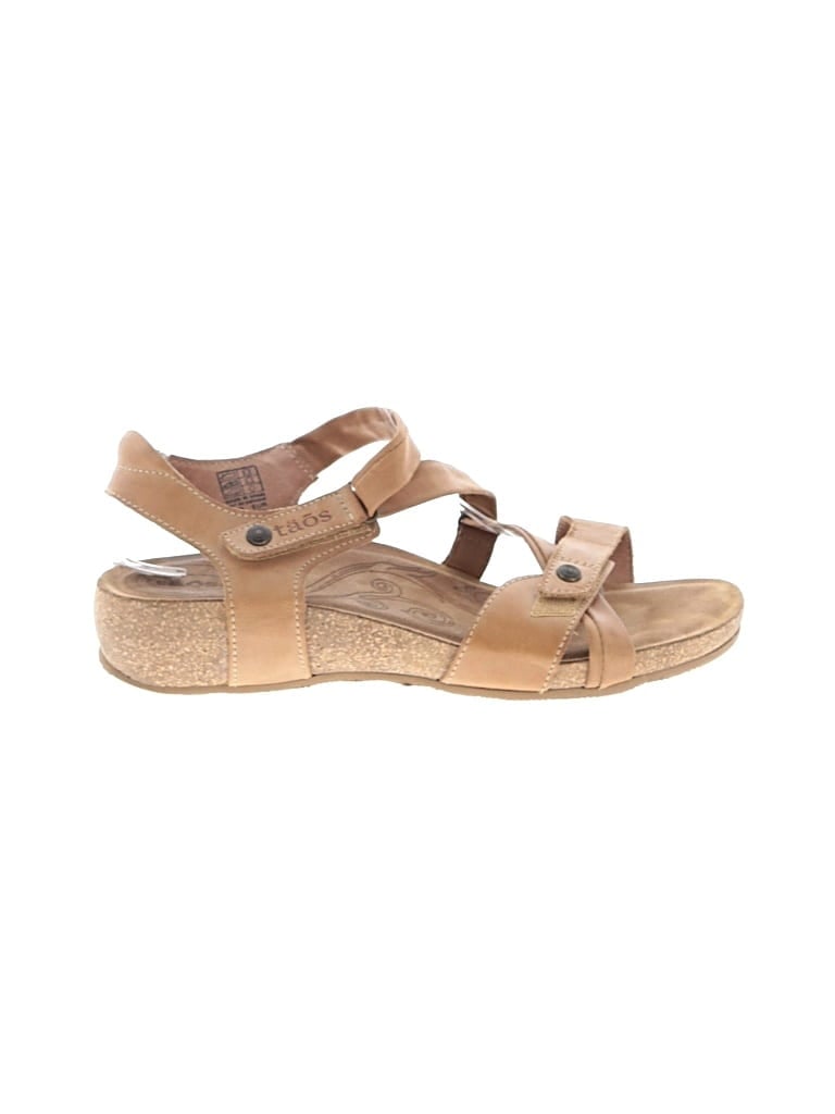 Pre-owned Taos Sandals In Brown