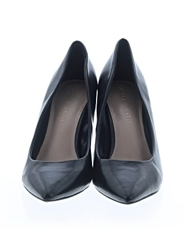 Kelly & Katie Heels (view 2)