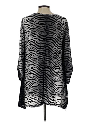 Isabella Rodriguez 3/4 Sleeve Blouse (view 2)