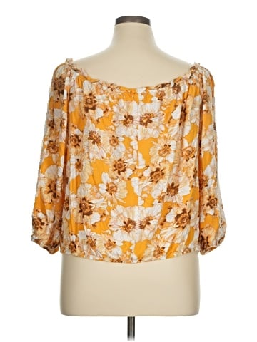 Maurices 3/4 Sleeve Blouse (view 2)