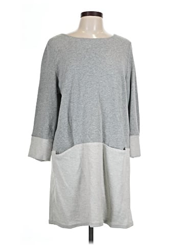 Lilis Closet Pullover Sweater (view 1)