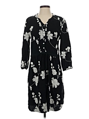 Isabella Sinclair Casual Dress (view 1)