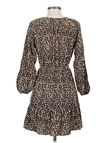 Old Navy Casual Dress (view 2)