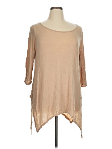 Rouge 3/4 Sleeve T-Shirt (view 1)