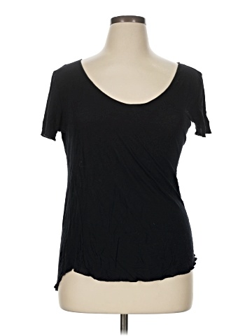 Essentials by Full Tilt Short Sleeve T-Shirt (view 1)