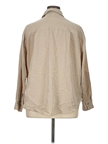 Old Navy Long Sleeve Button-Down Shirt (view 2)