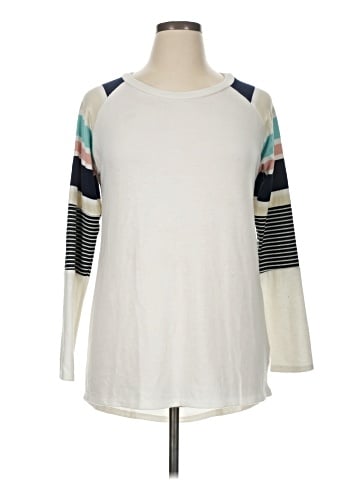 Lovely Melody Pullover Sweater (view 1)