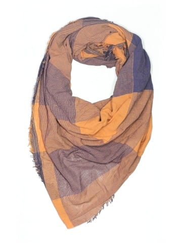 Zara Scarf (view 1)