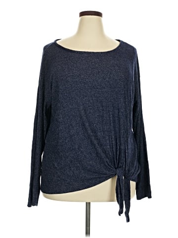 Jennifer Lopez Pullover Sweater (view 1)