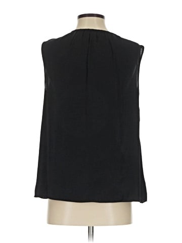 Jennifer Lopez Sleeveless Blouse (view 2)