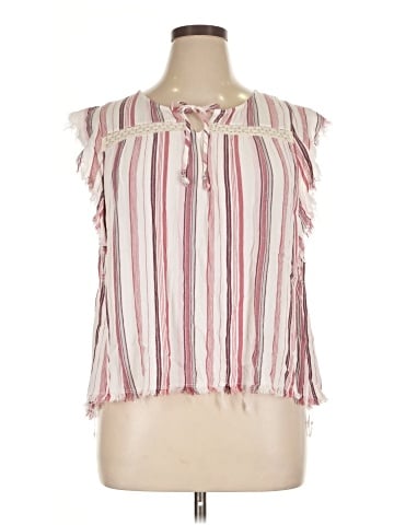 True Craft Sleeveless Blouse (view 1)