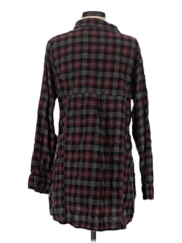 Tulip Long Sleeve Button-Down Shirt (view 2)