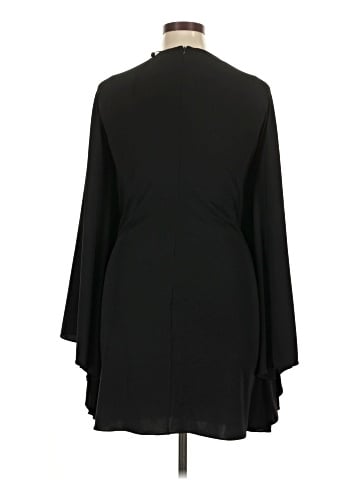Halston Kimono (view 2)