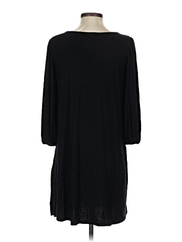 Thyme and Honey Casual Dress (view 2)