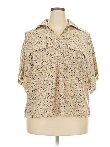 Coco + Carmen Short Sleeve Blouse (view 1)