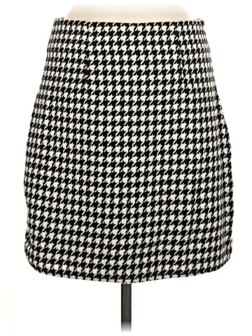 Old Navy Casual Skirt (view 2)