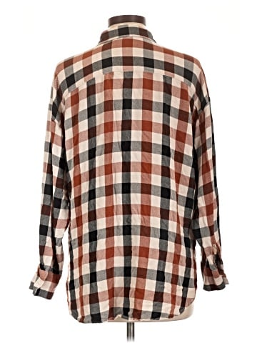 Ann Taylor LOFT Outlet Long Sleeve Button-Down Shirt (view 2)