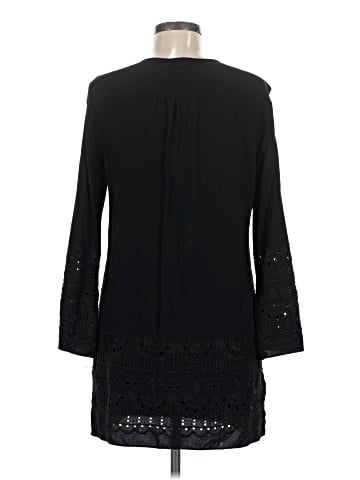 Saks Fifth Avenue Casual Dress (view 2)