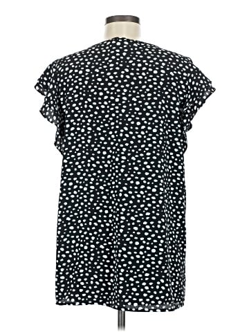 Betsey's Boutique Shop Short Sleeve Blouse (view 2)