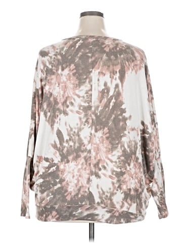 Easel 3/4 Sleeve Blouse (view 2)
